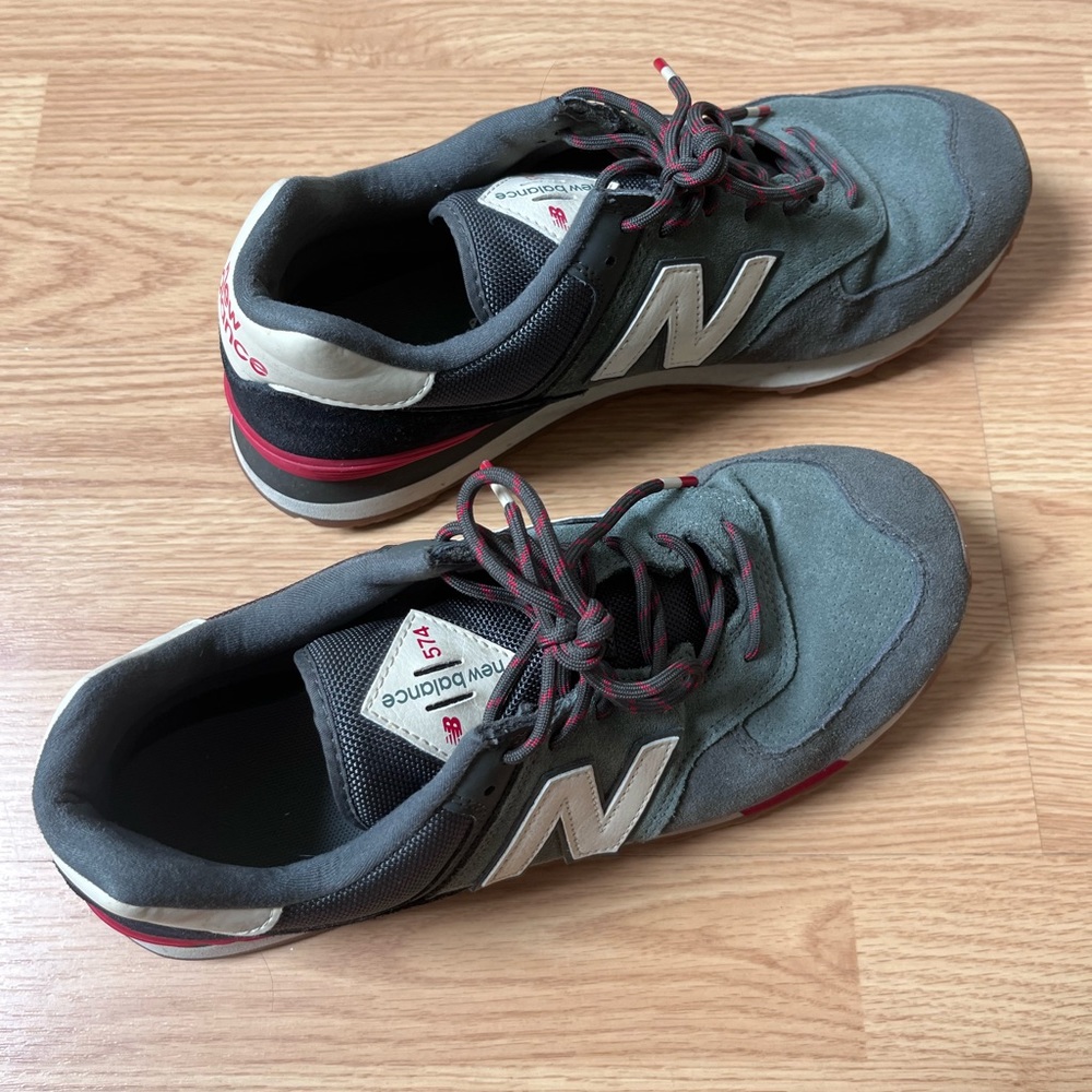 VINTAGE MENS NEW BALANCE 574 SNEAKERS